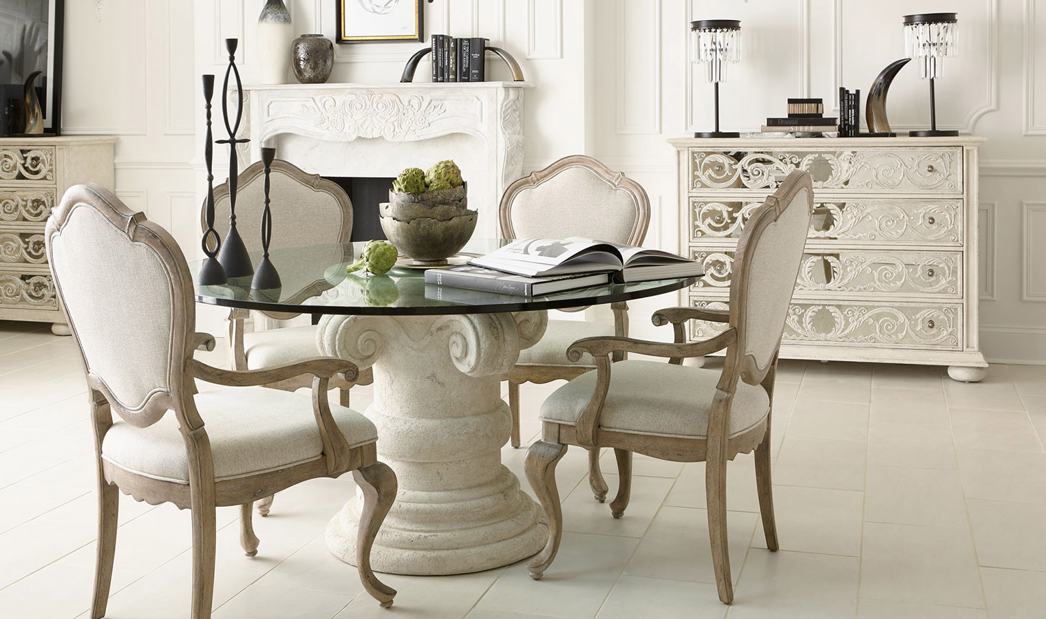 Столовая White Sand от Bernhardt
