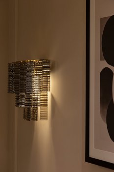 Бра Гэтсби тёмное рифленое стекло латунь