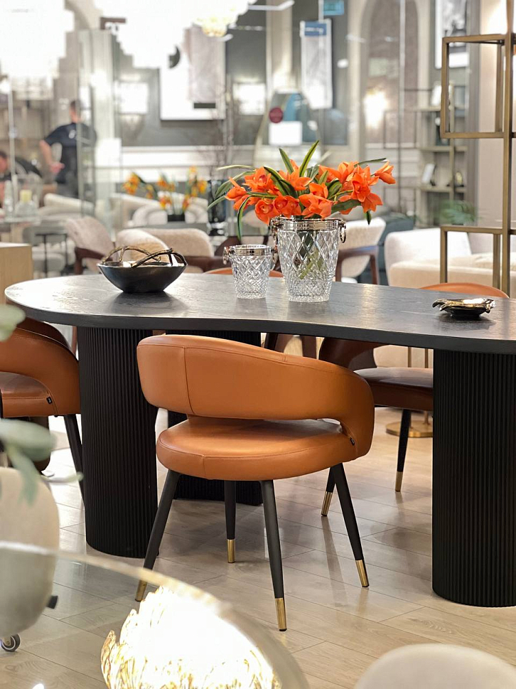 Обеденный стол Armando