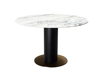 Обеденный стол Saro