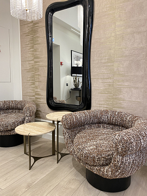 Приставной стол Карон круглый, столешница из травертина