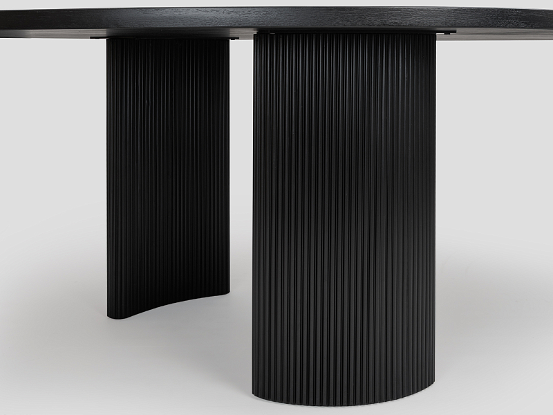 Обеденный стол Armando