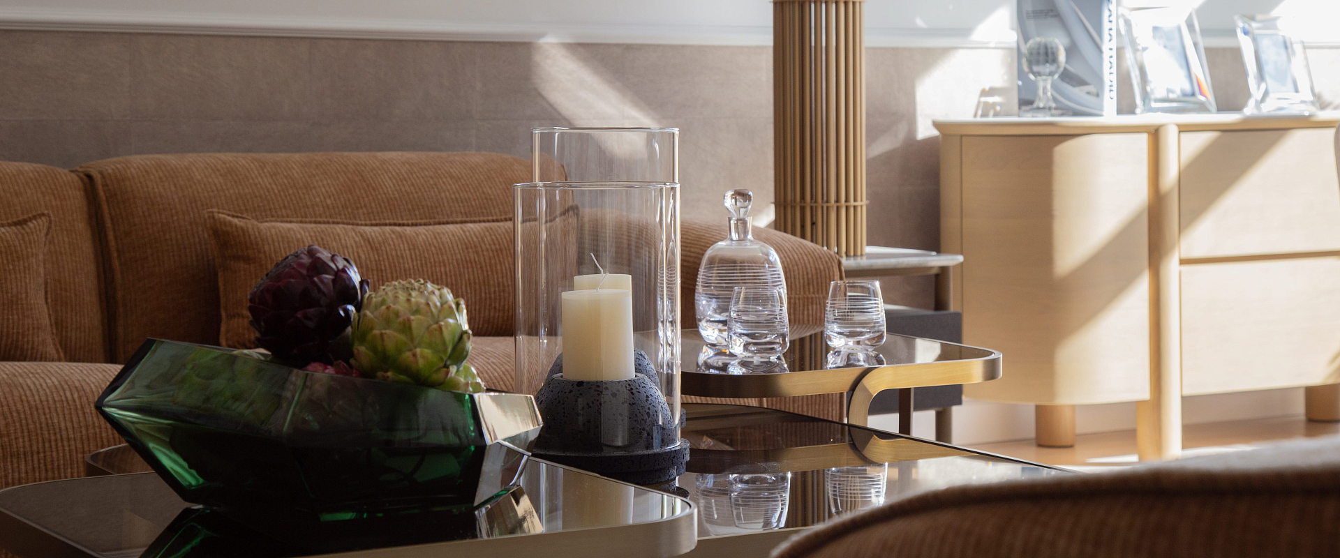 Коллекция аксессуаров и декора для современного интерьера. 