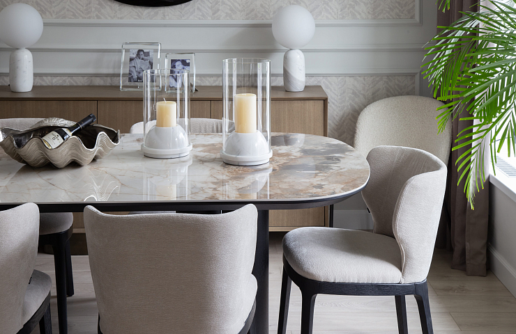 Комплект Bromo + обеденные стулья со скидкой 40%