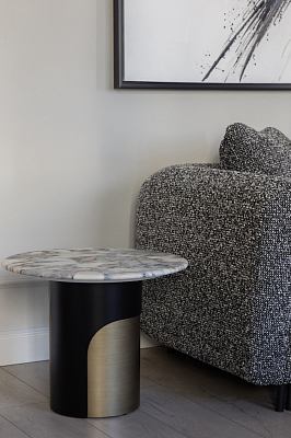 Приставной стол Нортон круглый, столешница из мрамора 