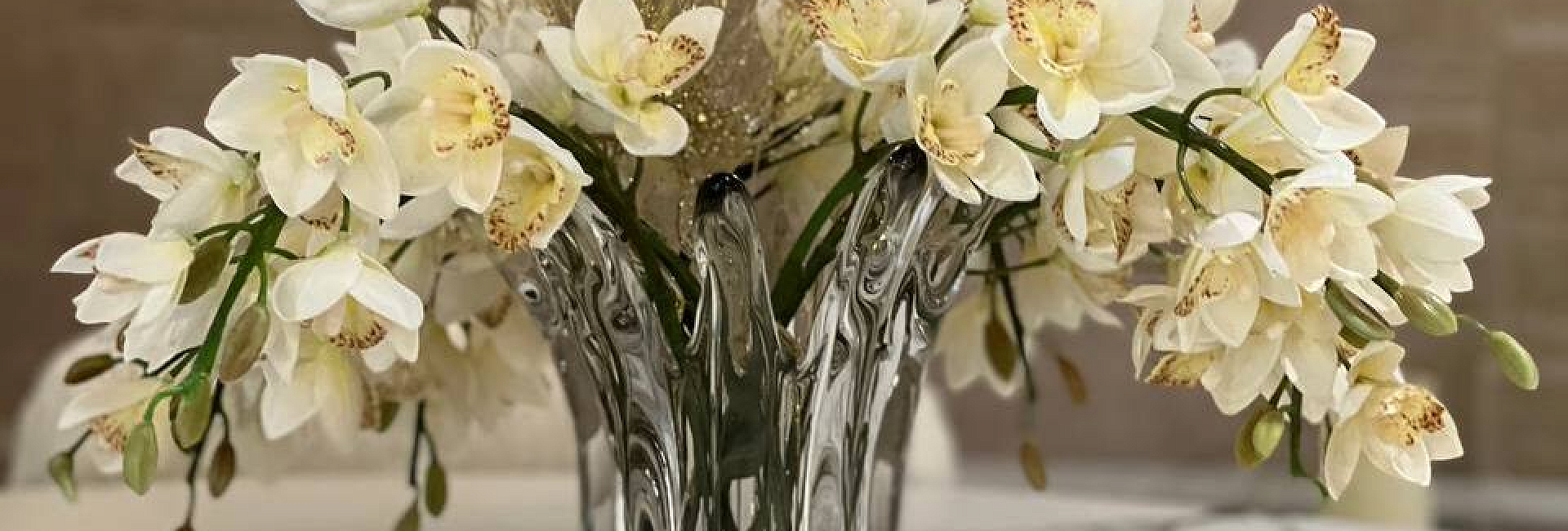 Новая коллекция дизайнерских стеклянных ваз 2026 