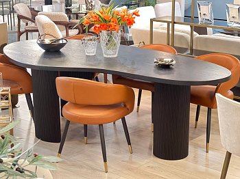 Обеденный стол Armando