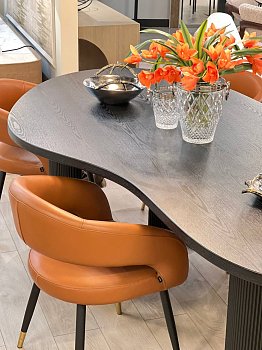 Обеденный стол Armando