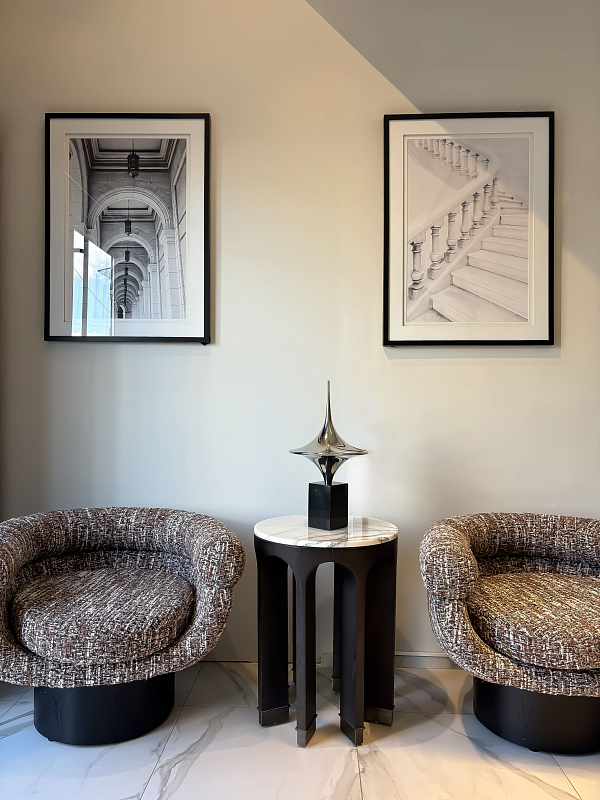 Постер Enfilade