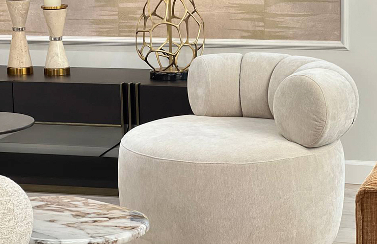 Поступление новой коллекции мебели и декора